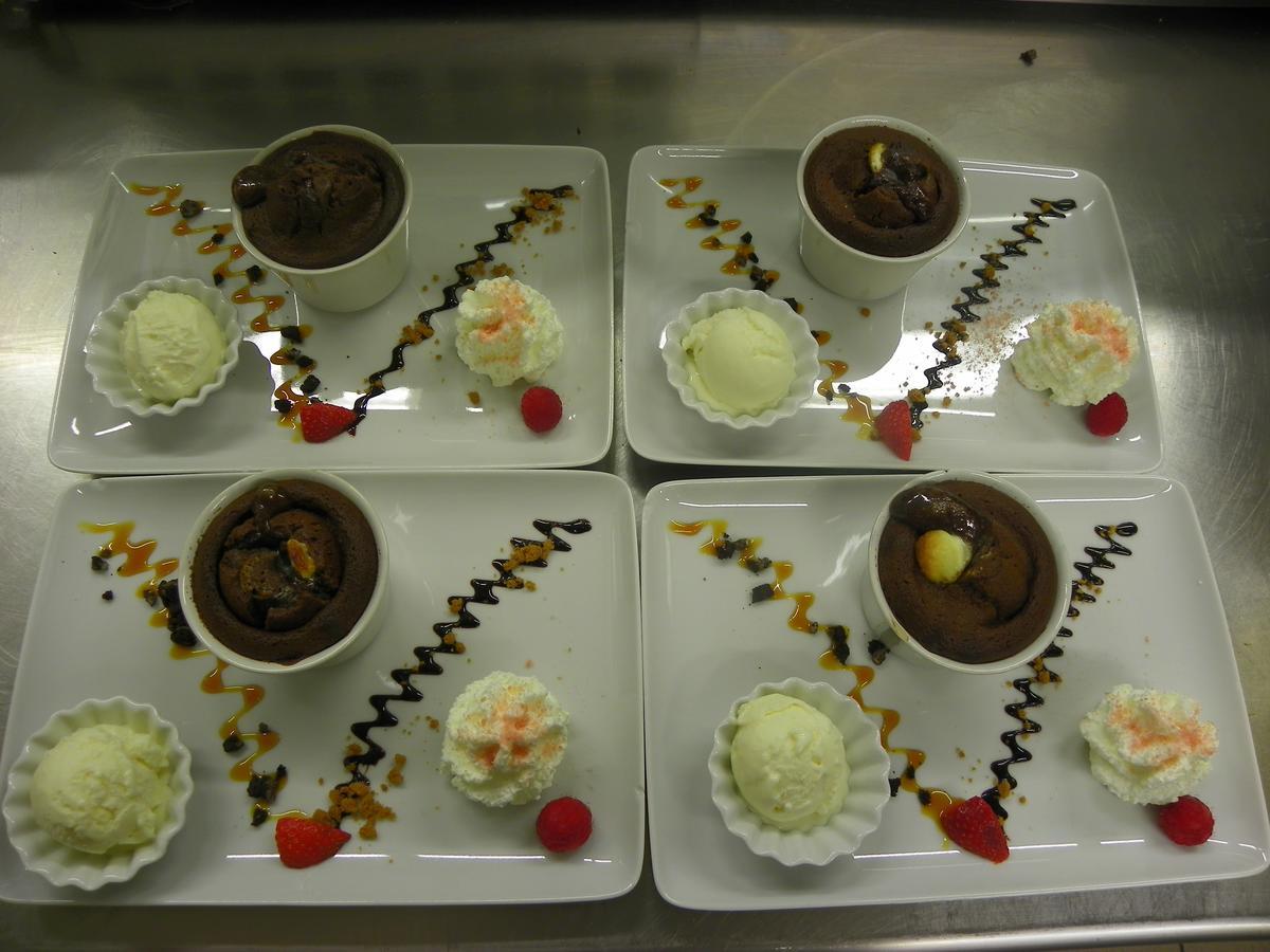 Logis- Restaurant L'epicurial 3* Saint-Pey-de-Castets