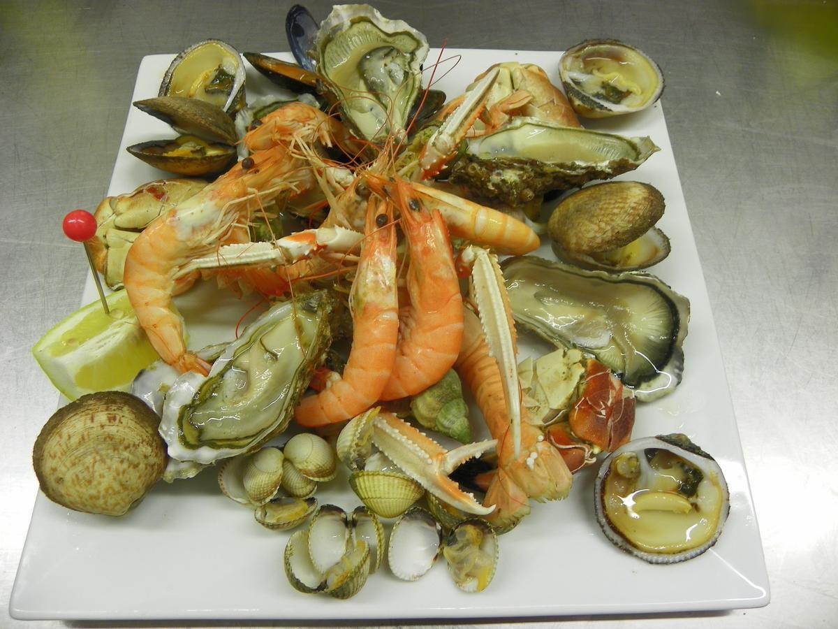 Hotel Logis- Restaurant L'epicurial Saint-Pey-de-Castets