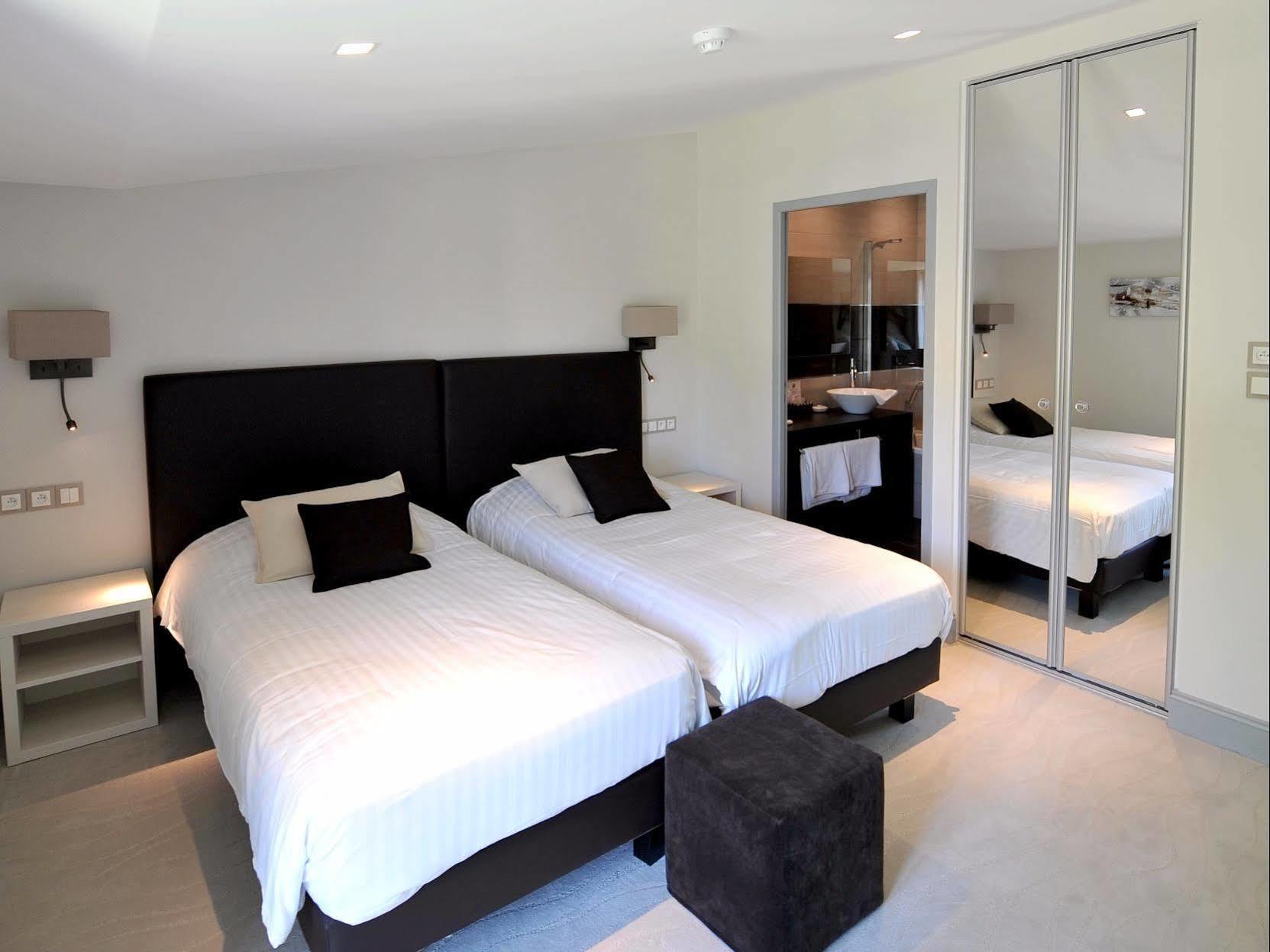 Hotel Logis- Restaurant L'epicurial 3*